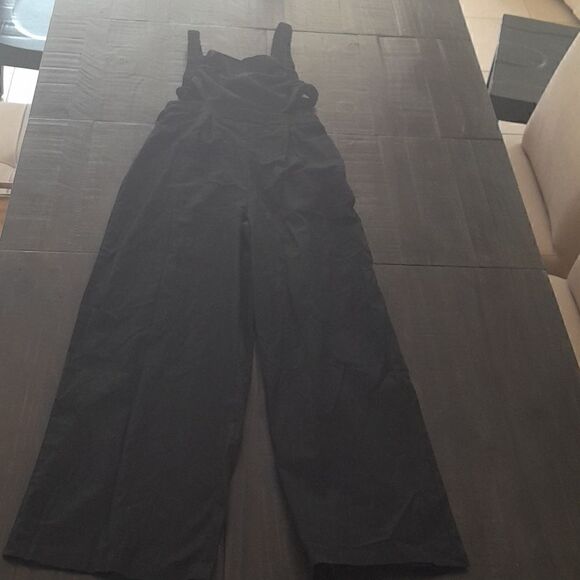 Black jumper backless good condition you never worn - Picture 1 of 4